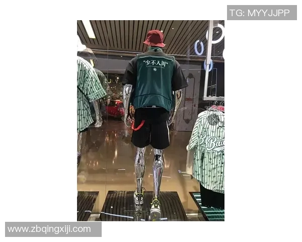 足球明星的双肩包背后的故事与时尚潮流的完美结合 足球明星的双肩包背后的故事与时尚潮流的完美结合